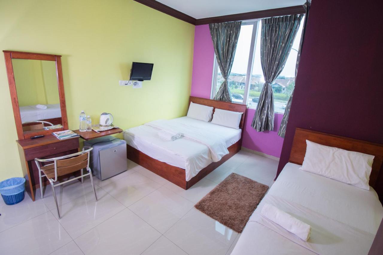Saujana City Hotel Bandar Saujana Putra Eksteriør billede