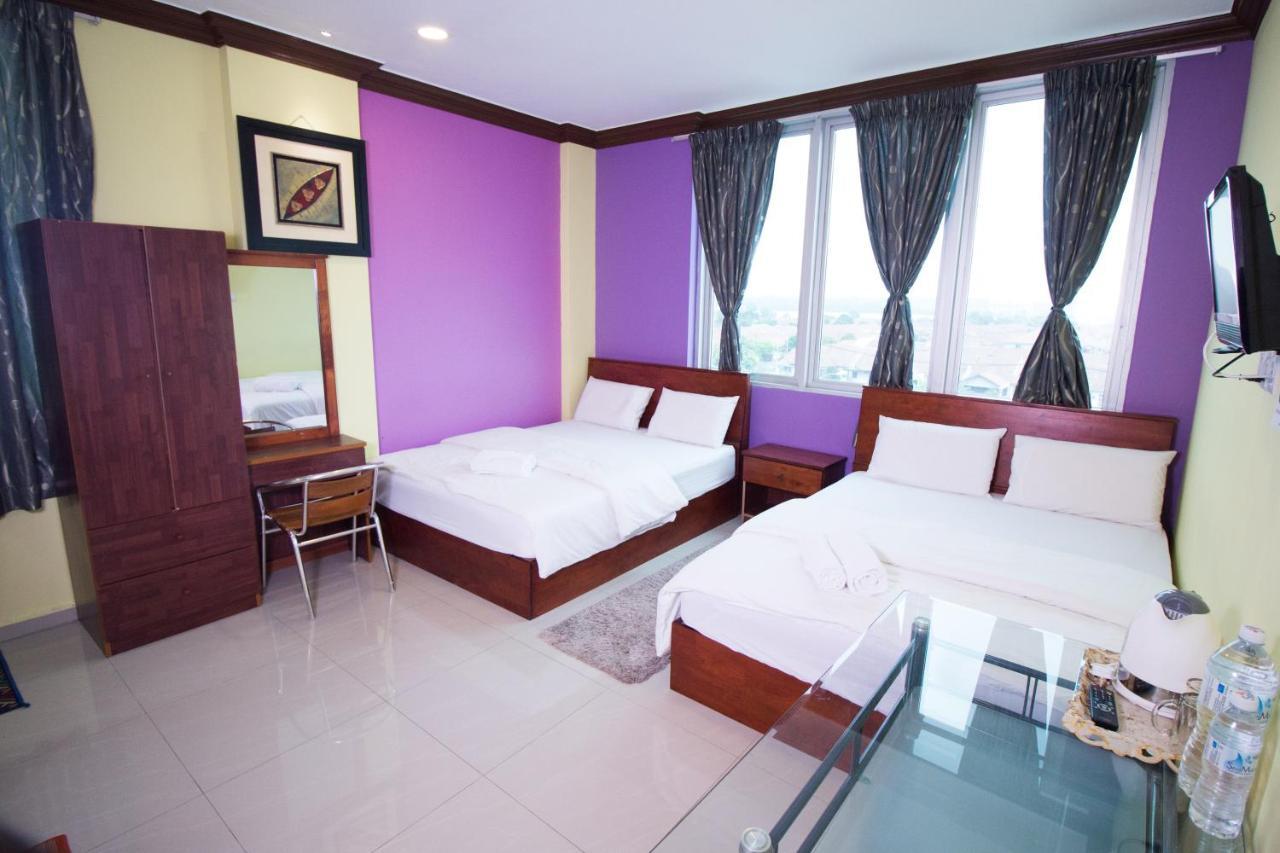 Saujana City Hotel Bandar Saujana Putra Eksteriør billede